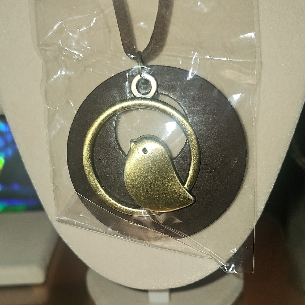 Women's NWT Gold Bird Pendant Necklace - Brown Cord